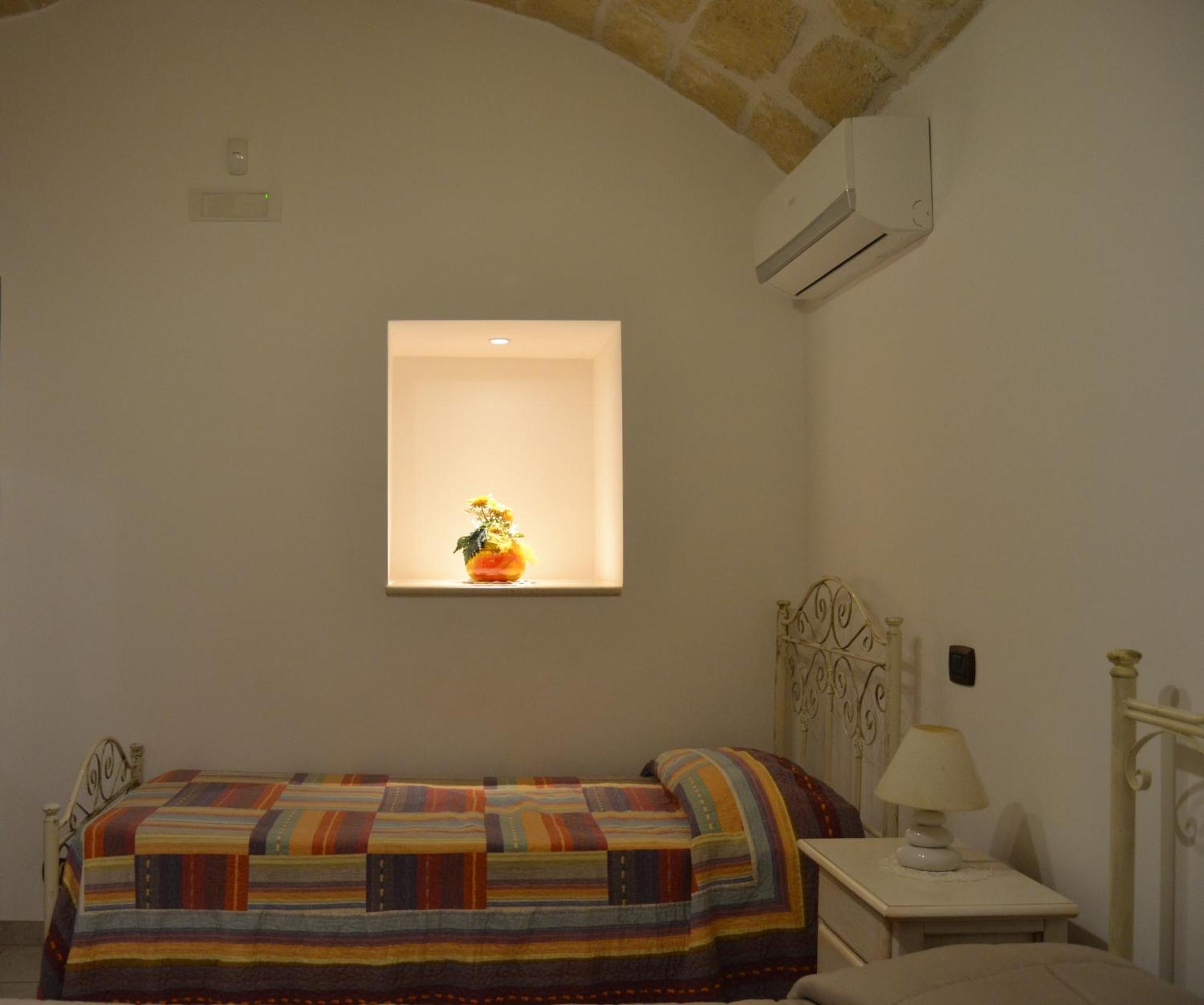 Al Borgo Antico Ristorante E B&B Crispiano Екстериор снимка
