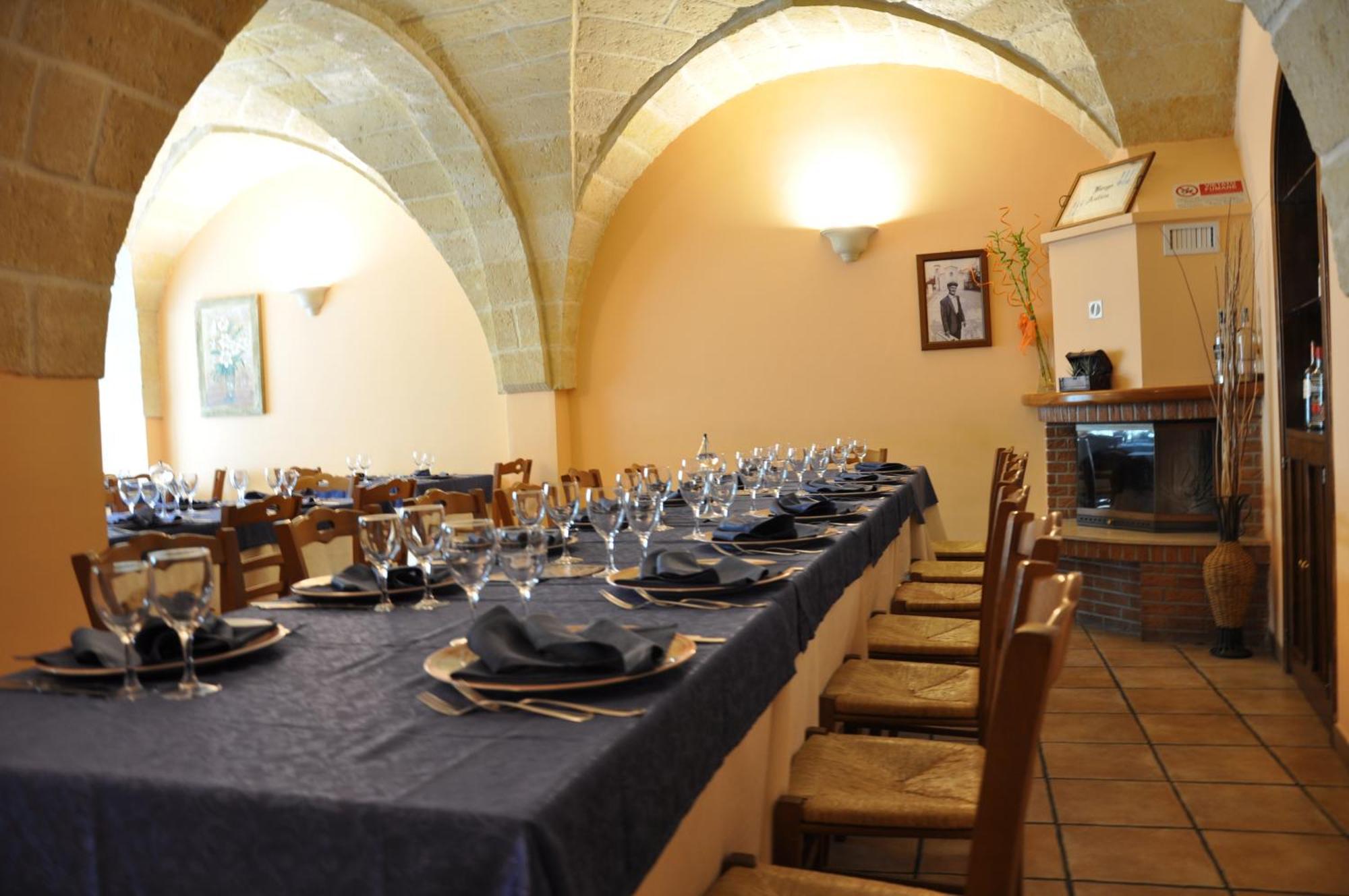 Al Borgo Antico Ristorante E B&B Crispiano Екстериор снимка